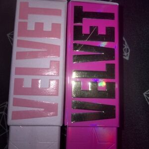 Jefree star 2 lipsticks
